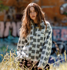 Columbia - W Helvetia II Printed Cropped Half Snap Sedona Sage/Geostack
