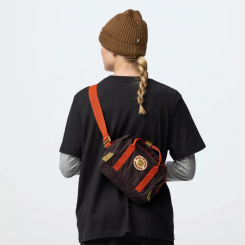 Fjallraven - Τσαντάκι Ώμου Kanken Koncept Crossbody Black Oak/Rowan Red